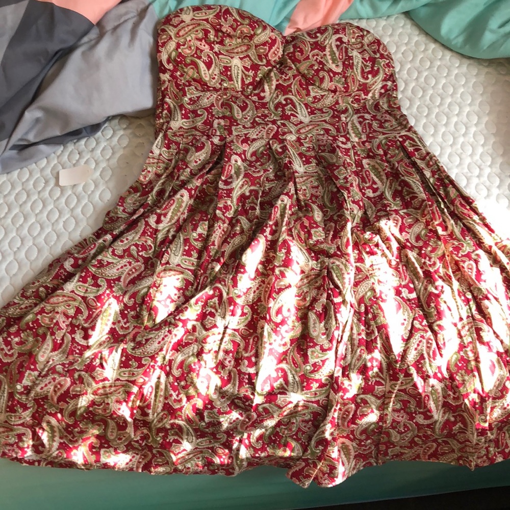 Strapless floral short dress